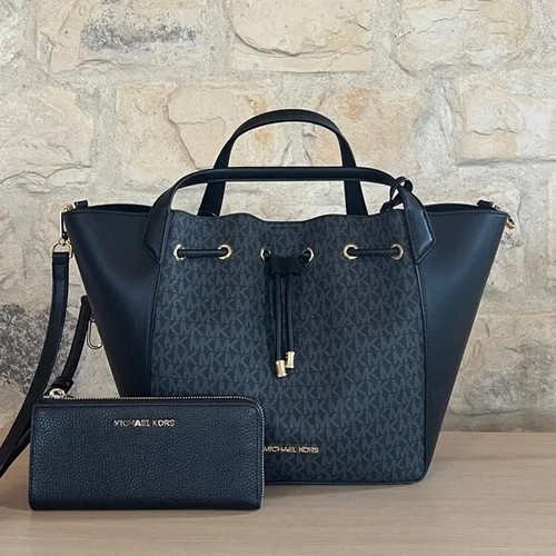 Michael Kors Phoebe Large Two-Tone Logo Bucket Bag+Wallet Set NWT Authentic