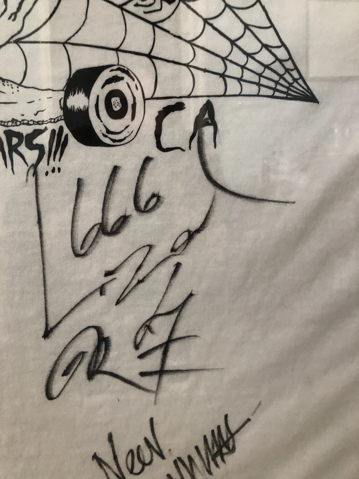 RARO THRASHER 30 AÑOS FIRMADO MUSKA, GREGO, NEEN, LIZARD KING, ELLINGTON +más Foto 3 de 4