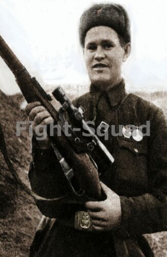 WW2 Picture Photo Legendary Russian sniper Vasily Zaitsev + 400 Kills 2107 - Picture 1 of 1