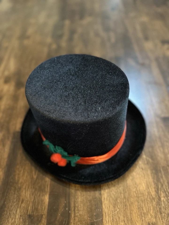 Black Top Hat With Christmas Holly Velvet W/Elastic Inside For One Size Fits All - Image 2 of 3