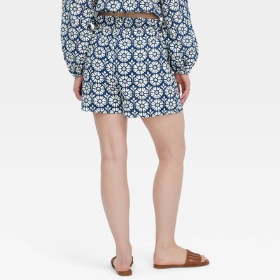 Women's Daisy Floral Side-Tie Beach Pull-On Shorts Navy Blue - Roller Rabbit