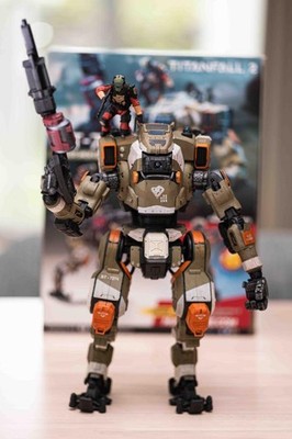 Titanfall 2 BT-7274 フィギュア　タイタンフォール　２ McFarlane Titanfall 2 BT-7274 10