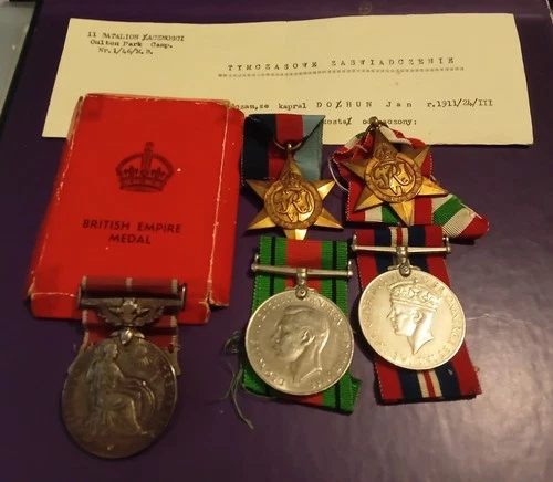 WW2 4 Military War Medals & British Empire Medal Box & Letter to Poland Soldier