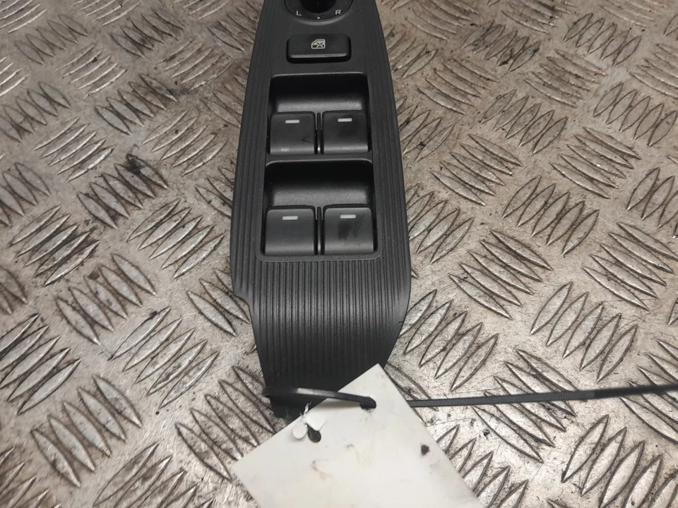 MAZDA CX-5 D ELECTRIC WINDOW SWITCH (FRONT DRIVER SIDE) ESTATE 5AB008EB08 12-17 - Image 3 of 4