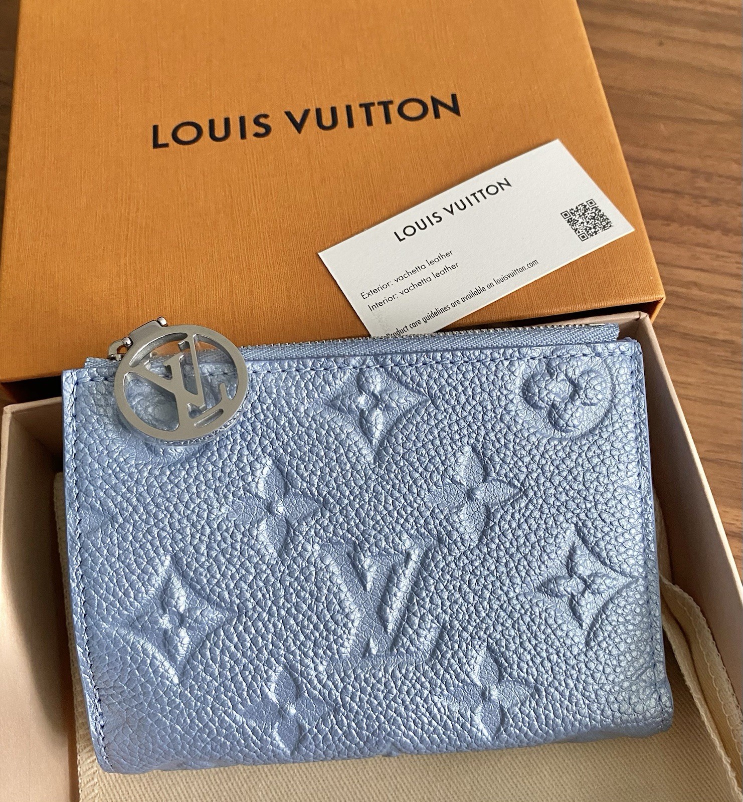 Louis Vuitton Monogram Empreinte Lisa Wallet