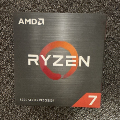 AMD Ryzen 5 2600X 8-Core 3.8GHz Socket AM4 PCIe 4.0 CPU Wraith Cooler