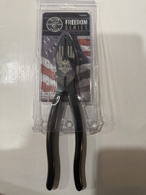 Klein Tools Freedom Series Linemans Pliers Limited Edition D20009NE24 New