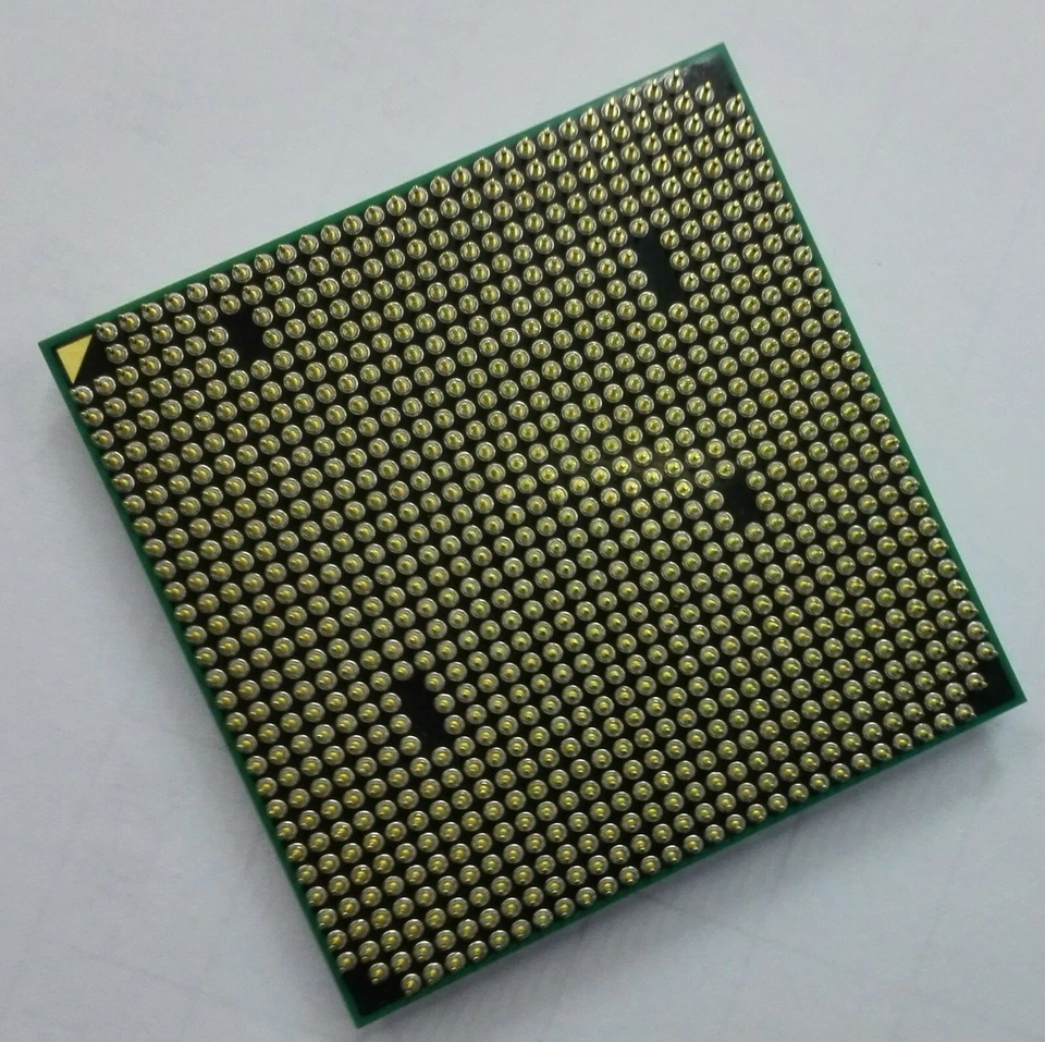 AMD Phenom II X6 1045T Desktop CPU HDT45TWFK6DGR Socket AM3 938pin 95W TDP - Image 3 of 3
