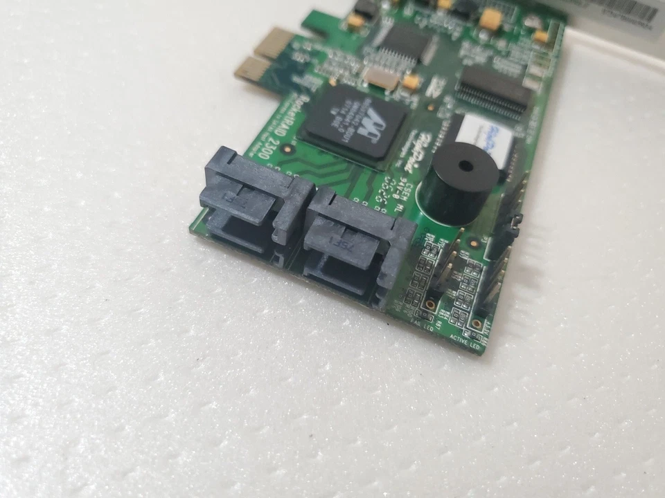 HighPoint RocketRAID 2300 PCI Express to SATA II Controller Card Host Adapter - Image 4 of 4