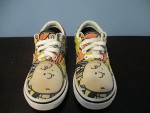 snoopy tennis shoes