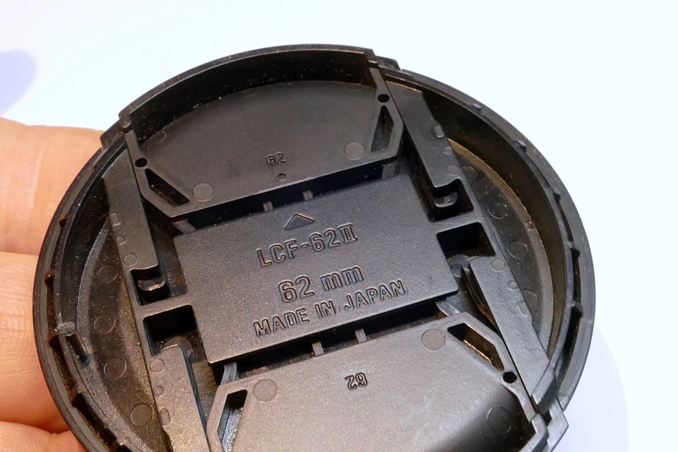 Sigma 62mm Front Lens Cap Metal slip on type 18-200mm 18-250mm 30mm f1.4 EX 70mm - Image 4 of 4