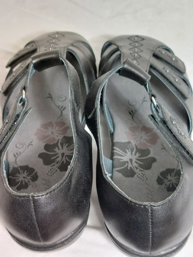 Women's Propet Black Leather Studded Mary Jane Comfort Sandal Shoes Size 6.5 - Picture 8 of 12