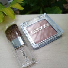 Clinique Blushing Blush Powder Blush 20 Bashful Plum 1.8g with Brush