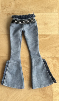 2004 Mattel My Design My Scene Barbie Doll Blue Denim Jeans