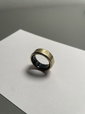 Oura Ring Gen3 Heritage Size 9 - Gold JZ90-1002-09 Ring  Charging Dock