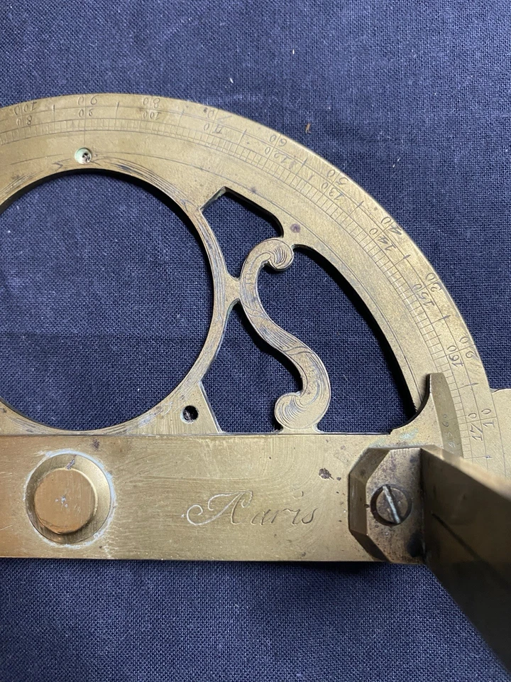 Graphomètre à Pinnules du XVIIIème siècle signé Bernier à Paris - Photo 4/4