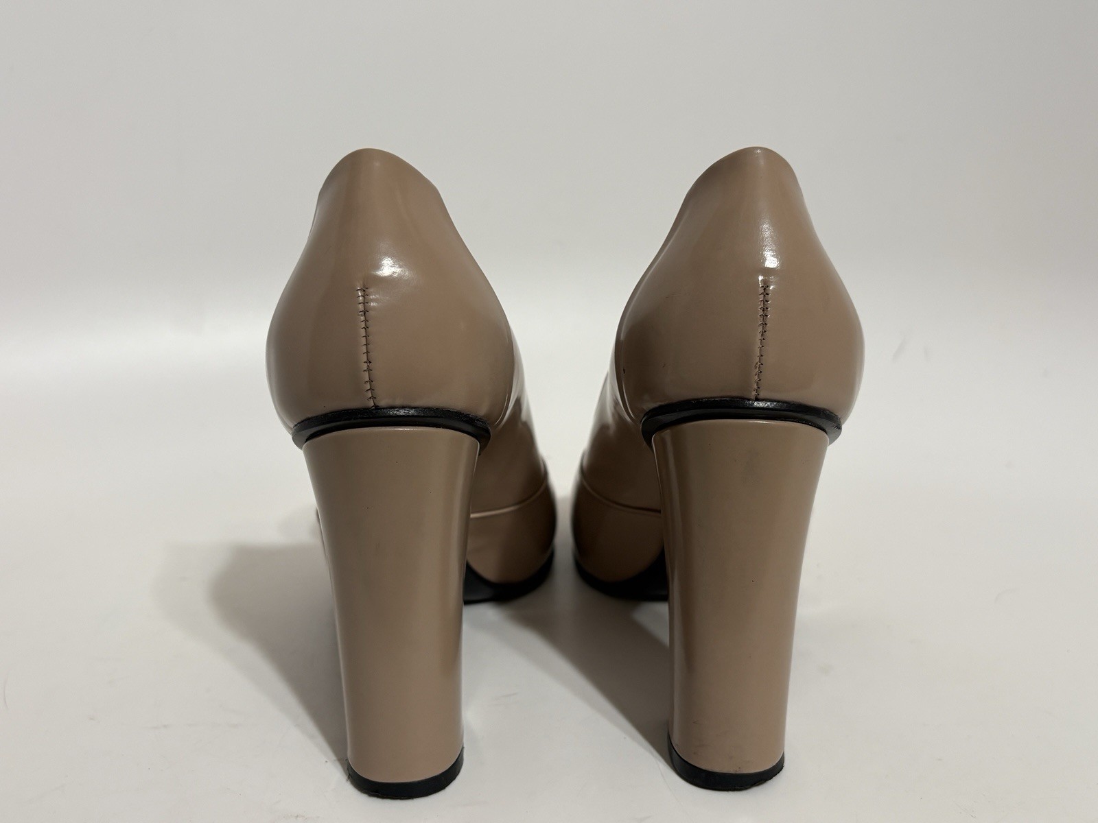 Vtg Gucci Beige Leather Horsebit Heels 37.5 thumbnail 3