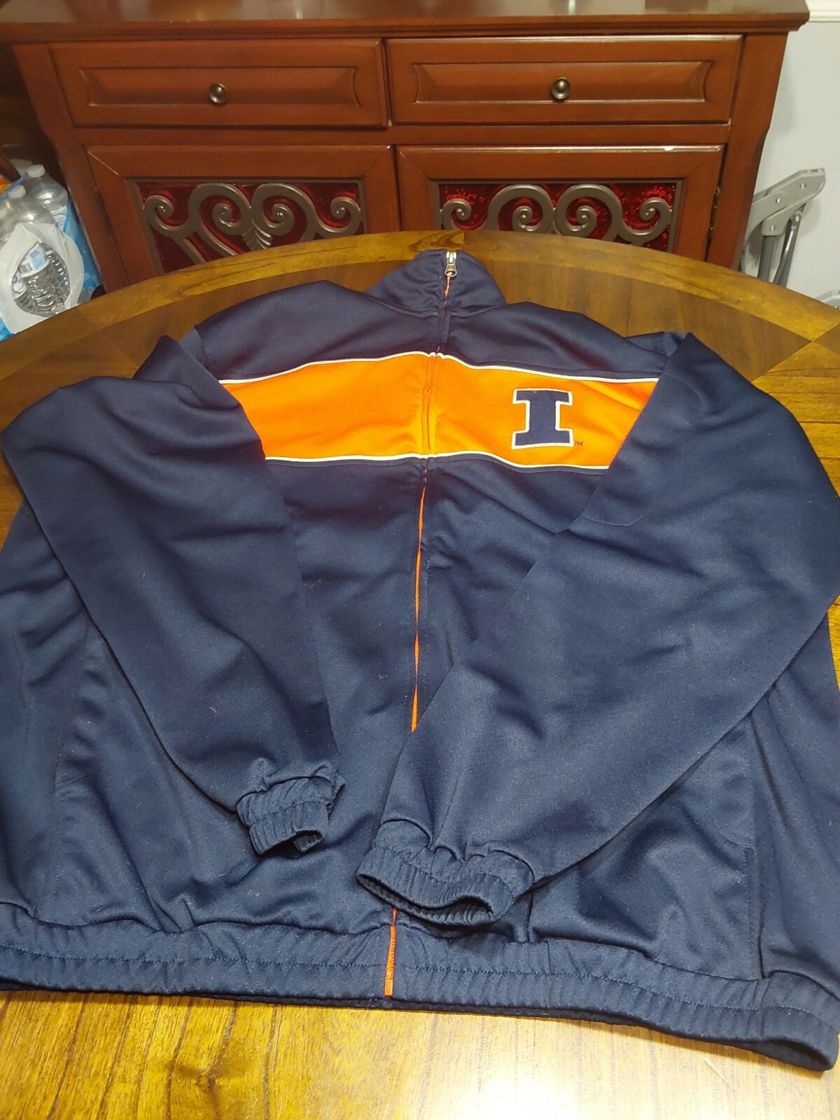 Picture 1 of 4