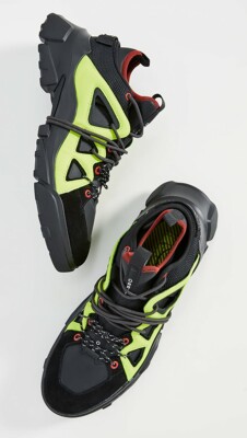 ALEXANDER MCQUEEN MCQ Men display picture 1
