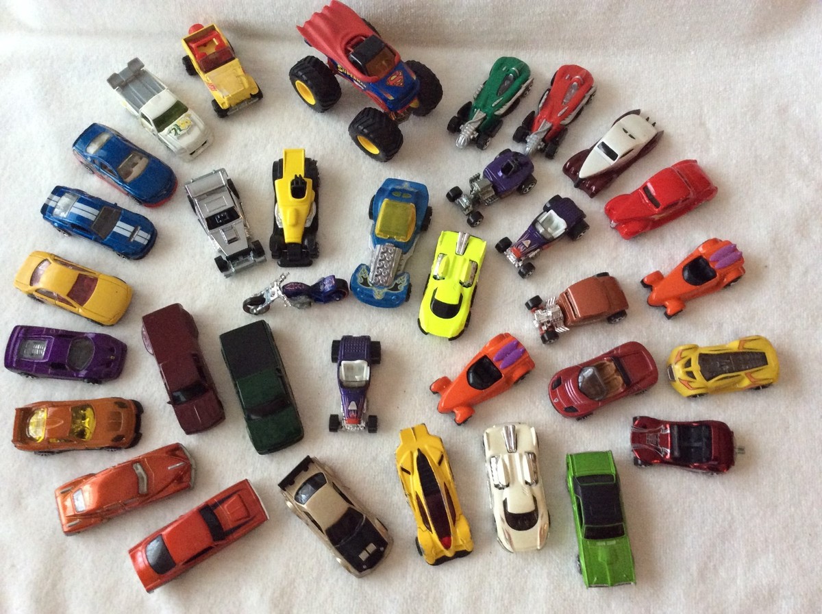 Hot Wheels ミニカーセット 33台 まとめ売り Lot of 33 Hot Wheels