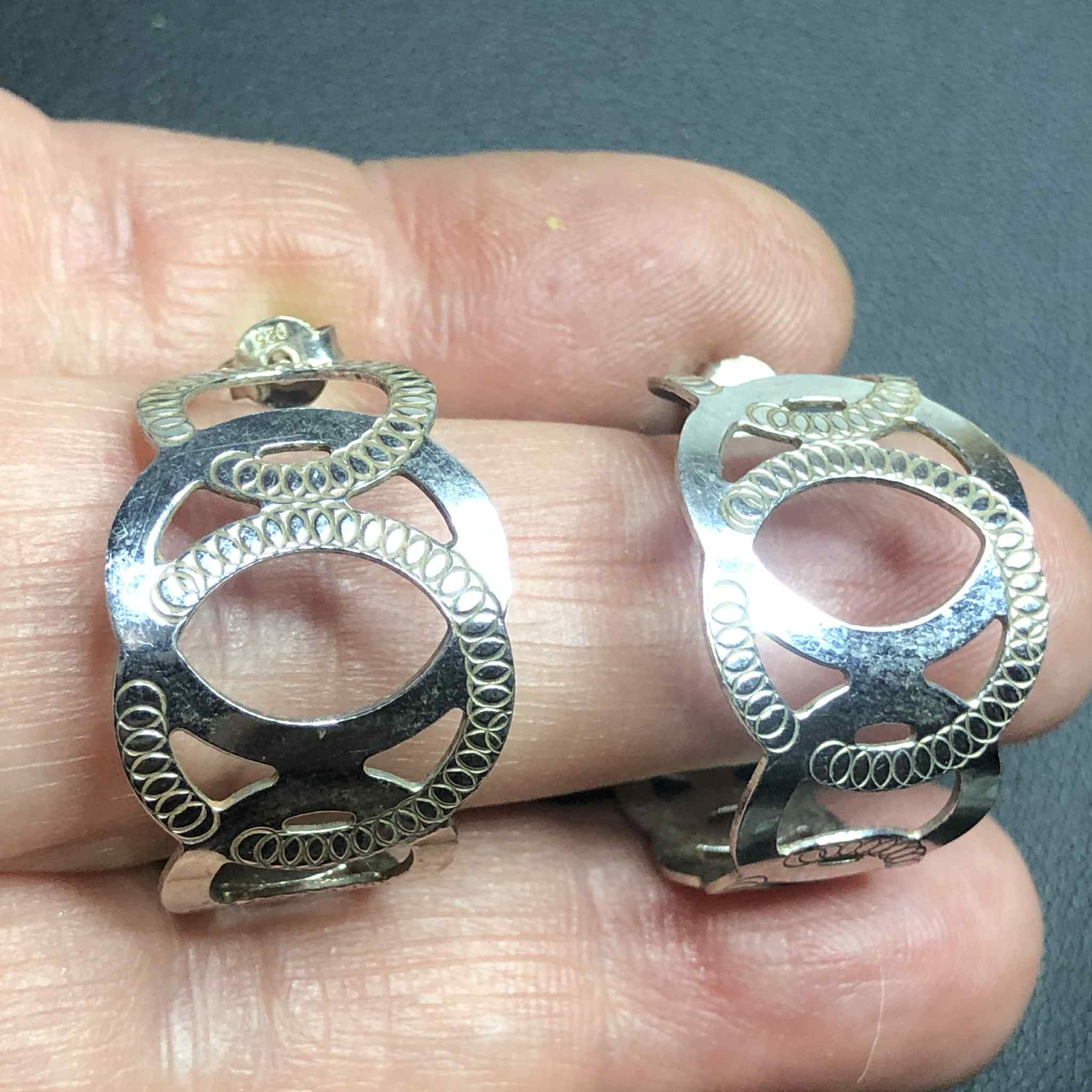 5240 Sterling silver 925 Interlocking circle hoop… - image 1