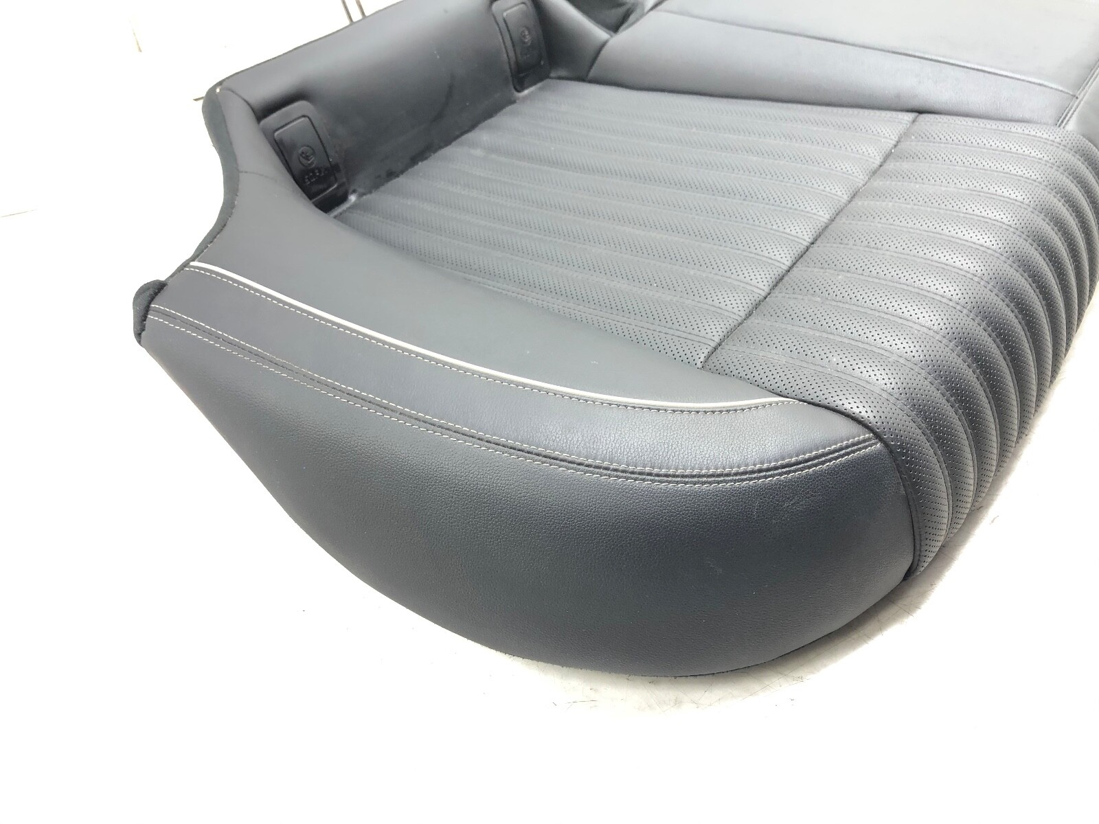 2019-2021 GENESIS G70 ELITE REAR LOWER BENCH SEAT LEATHER CUSHION OEM.