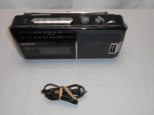 Vintage SONY Radio Cassette-Corder CFM-140 Small Compact Retro CLEAN WORKS