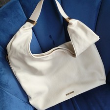 Borsa a tracolla Steve Madden Dempsy Slouchy Hobo in ecopelle, ottime condizioni