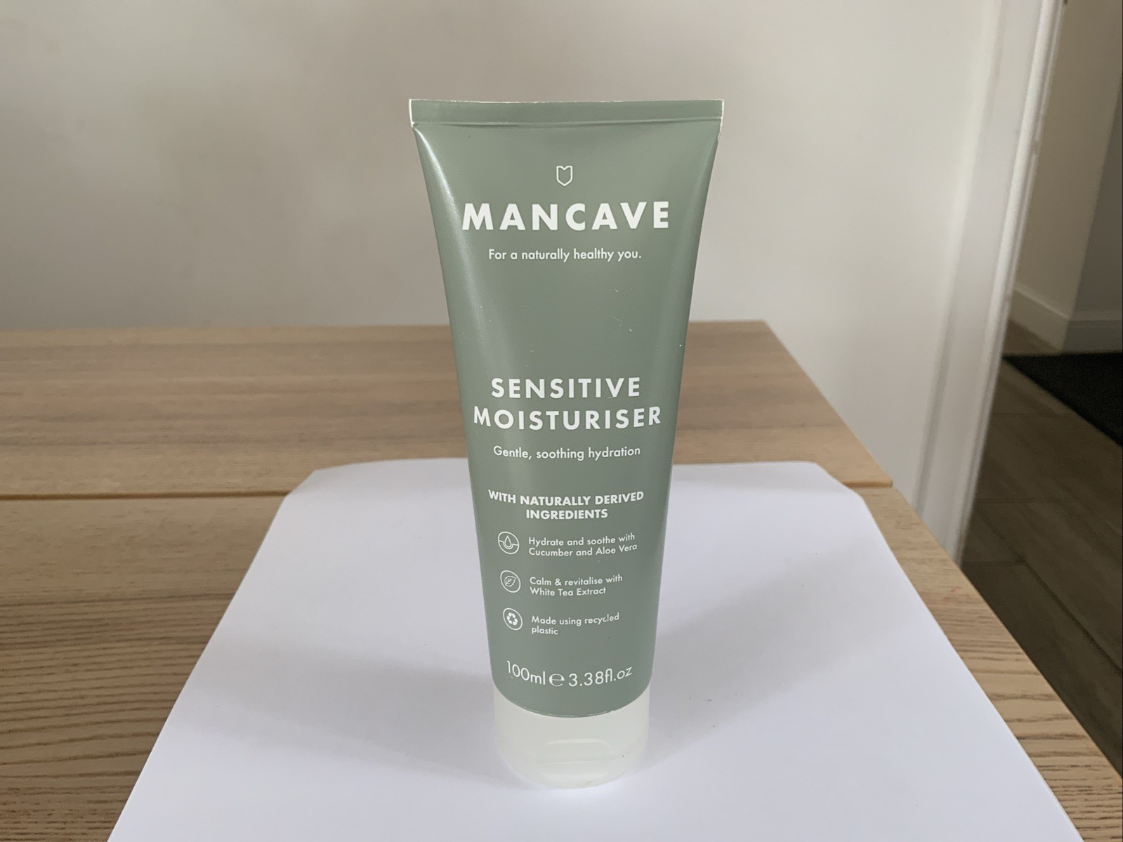 ManCave Sensitive Moisturiser 100ml for Men, Moisturise and nourish Skin