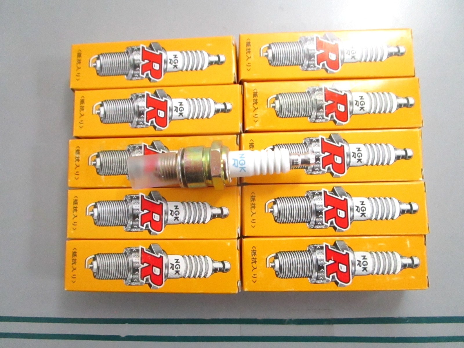 NGK BR9HS 4522 NEW Standard Spark Plug 10-Pack NOS Marine Powersports 0820