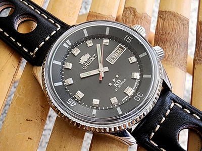 RARE Vintage Orient King Diver KD Black Dial Automatic Gents Racing Strap.