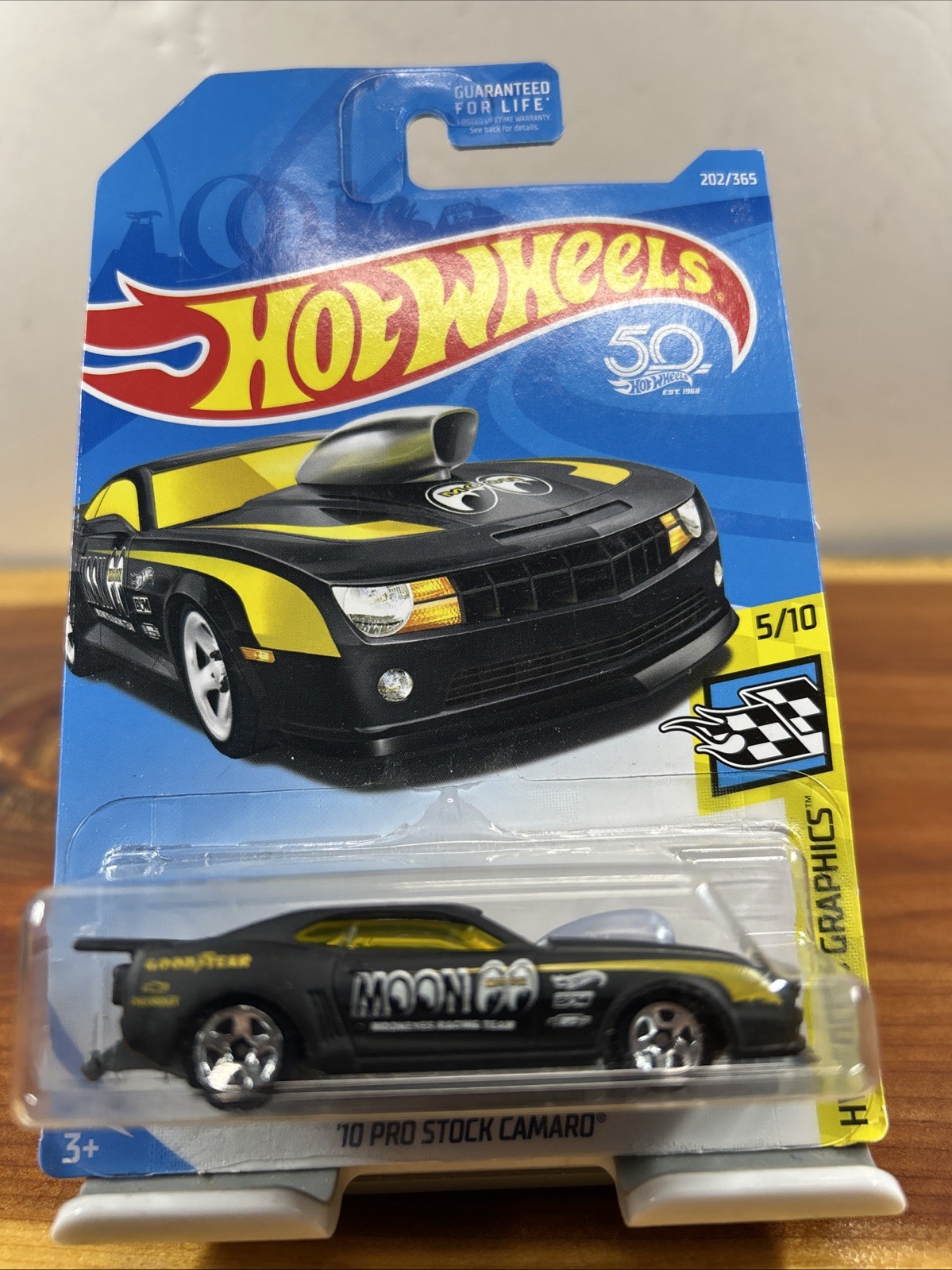 Hot Wheels 2018 Mainline HW Speed Graphics '10 Pro Stock Camaro Mooneyes #202