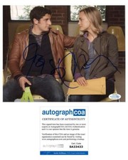 Taylor Schilling & Jason Biggs 