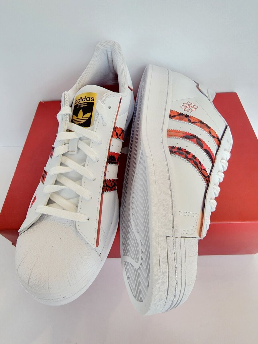 Adidas Originals Superstar Sz 10 Lunar New Year White Red Adidas Originals Superstar Sz 10 Lunar New Year White Red
