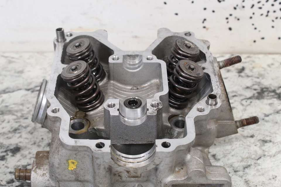 Kawasaki Teryx 750 2008 conjunto de culata trasera 11008-0022 Foto 4 de 4