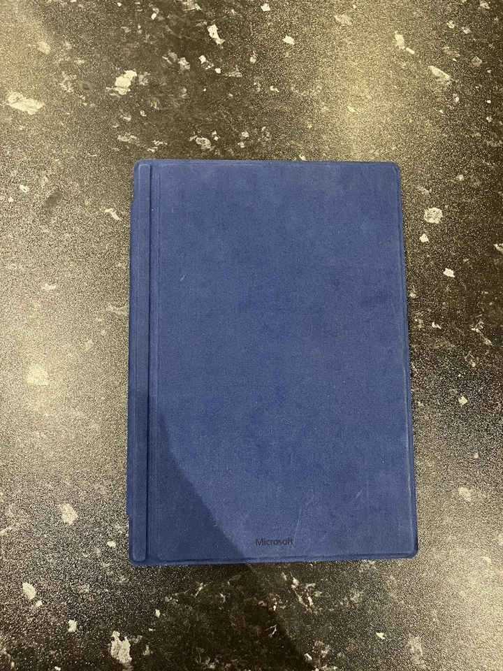 Microsoft Surface Pro 4, Intel i7-6650U 2.2GHz, 8GB RAM, 256GB SSD With Keyboard - Image 3 of 4