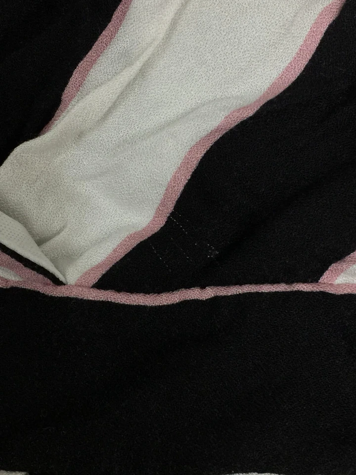 $99 Material Niña Junior Mujer Negro Sin Mangas Rayas Cuello en V Mameluco Talla L Foto 4 de 4