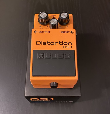 Boss DS-1 Distortion Analog Guitar Effects Pedal Orange for Electric Guitar