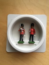 BRITAINS VINTAGE NO.8312 COLDSTREAM GUARDS OFFICER DRUM MAJOR