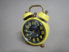 VTG LINDEN BLACK FOREST DOUBLE BELL CANARY YELLOW BRASS ALARM CLOCK GER.WORKS!!!
