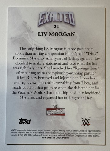 Topps 2025 Exalted WWE Liv Morgan Serial Numbered 123/150 RAW - Bild 2 von 2