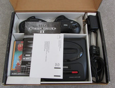 SEGA Mega Drive II console 2x controllers Sonic 2 game