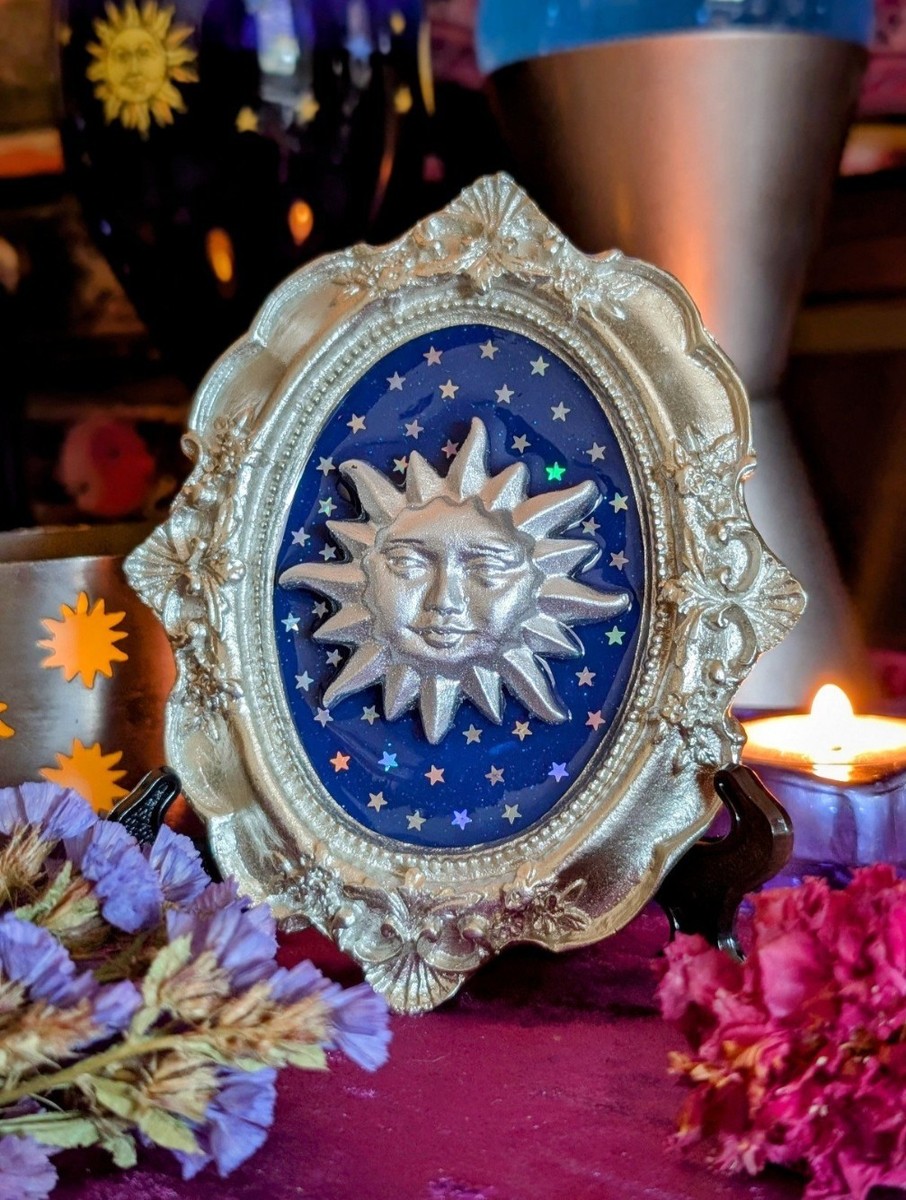 風景画 MIZNECOSMITH 金属フレーム Mini Ornate Silver Sun Frame, 90s Vintage Inspired Celestial