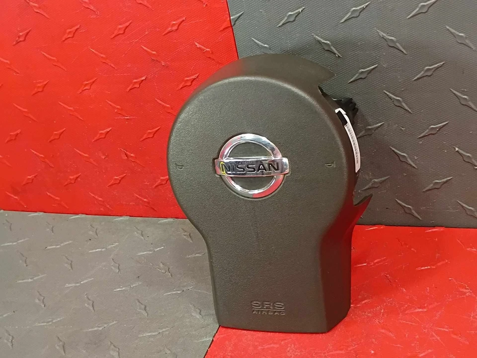 05-12 日产 Xterra Frontier 方向盘气囊(石墨 P)原始设备制造商 — 第 4/4 张图片