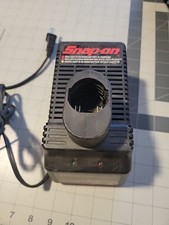 P15 SNAP ON TOOLS 9.6-18 Volt, Battery Charger Model CTC318