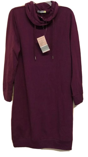 NEW ladies size medium Serra sweatshirt 