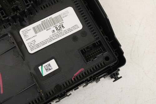 BCM Fuse Relay Body Control Module Junction Box FORD MUSTANG MACH-E OEM 2021-24 - Picture 2 of 5