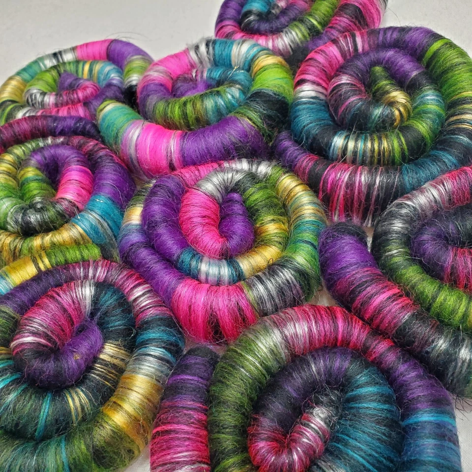 Super Soft Black Multicolor Roglags (9) Spinning Fiber Alpaca Merino 81 Grams - Image 3 of 4