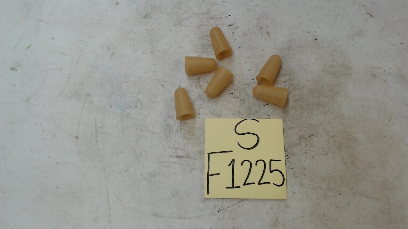 Cosco Medium Rubber Finger tips, Size 11 1/2, box of 6 eBay
