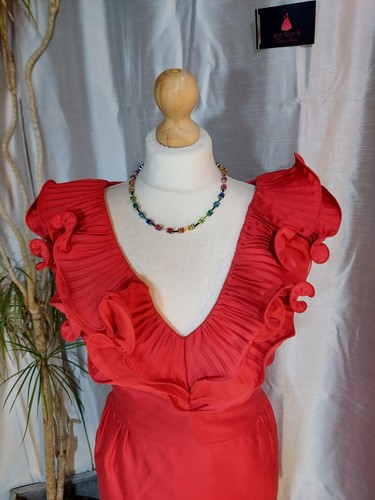 Gorgeous Coast Dress New Size 16 Red Ruffel Classic Wedding ball Partys Ascot - Picture 2 of 5